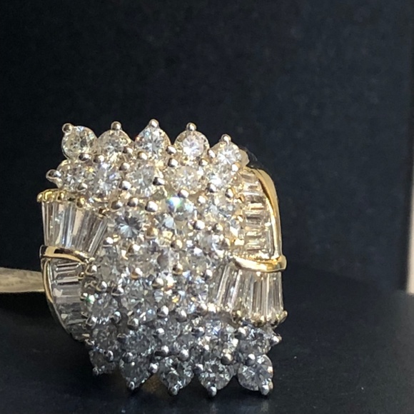 Diamond Cluster Ring - Picture 8 of 12